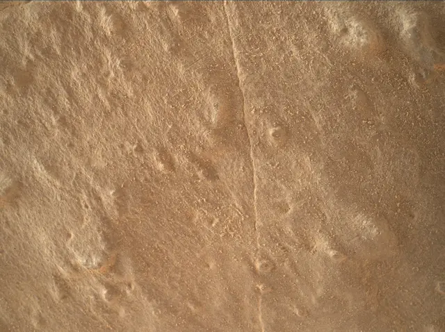Sol 3902: Mars Hand Lens Imager (MAHLI)