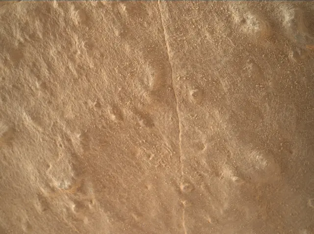 Sol 3902: Mars Hand Lens Imager (MAHLI)