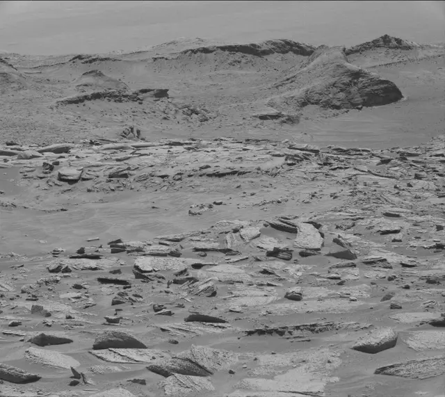 Sol 3903: Mast Camera (Mastcam)