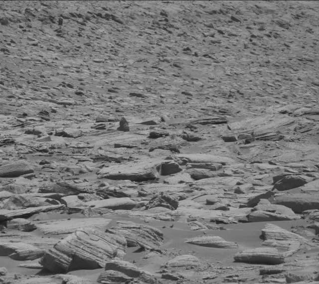 Sol 3903: Mast Camera (Mastcam)