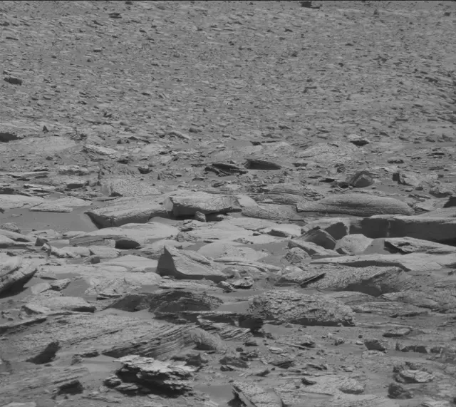 Sol 3903: Mast Camera (Mastcam)