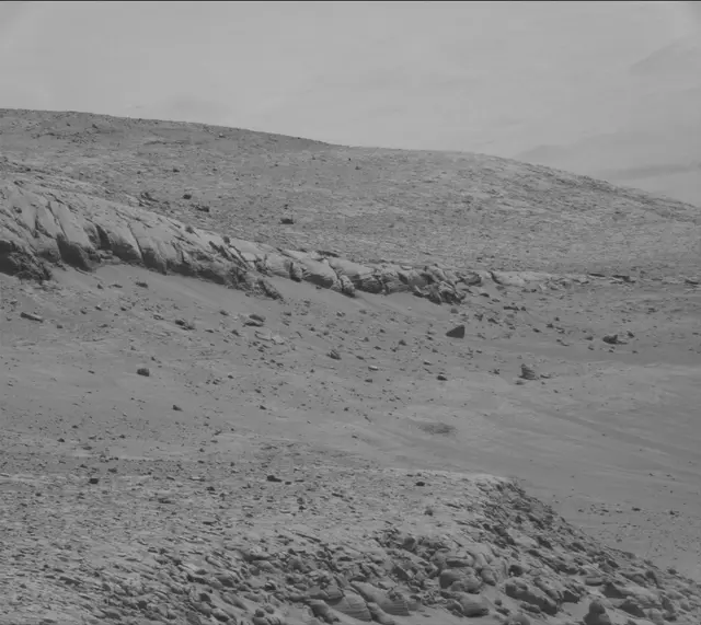 Sol 3903: Mast Camera (Mastcam)