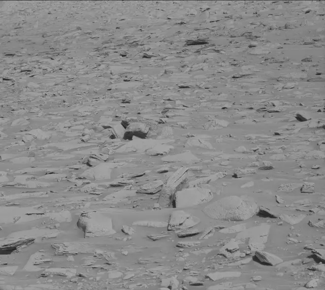 Sol 3904: Mast Camera (Mastcam)