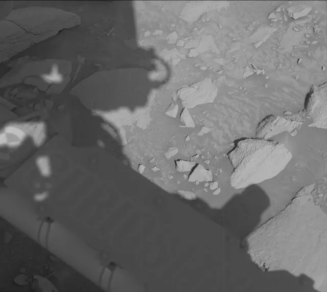 Sol 3904: Mast Camera (Mastcam)