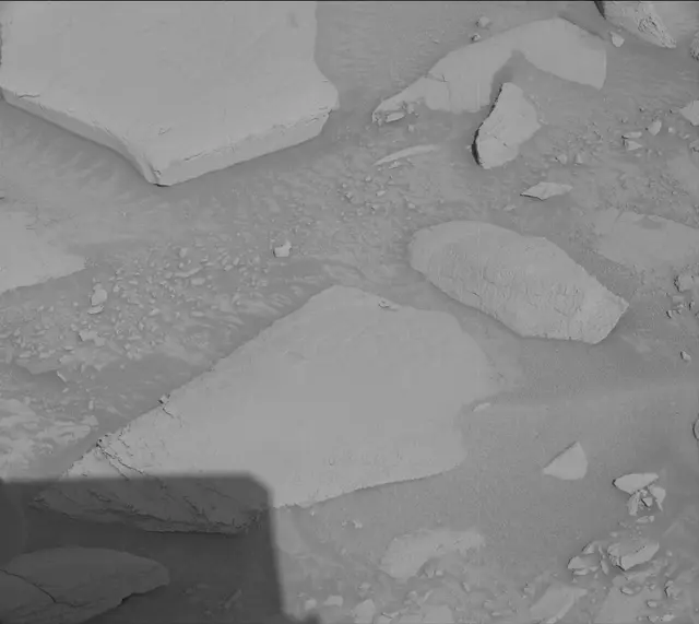 Sol 3904: Mast Camera (Mastcam)