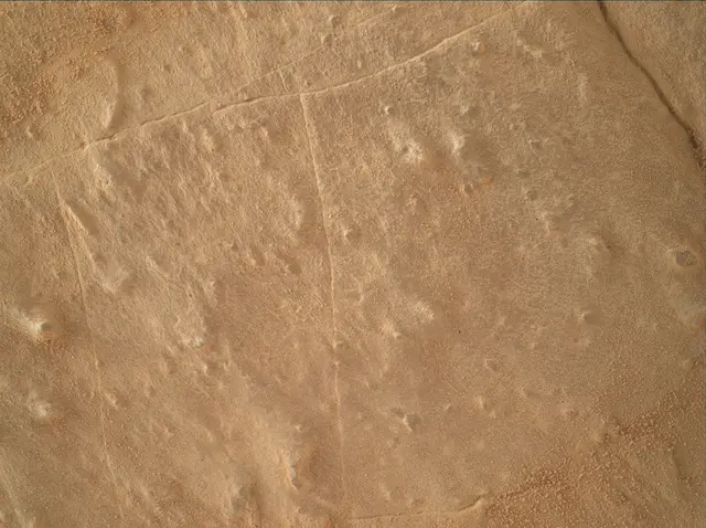 Sol 3904: Mars Hand Lens Imager (MAHLI)
