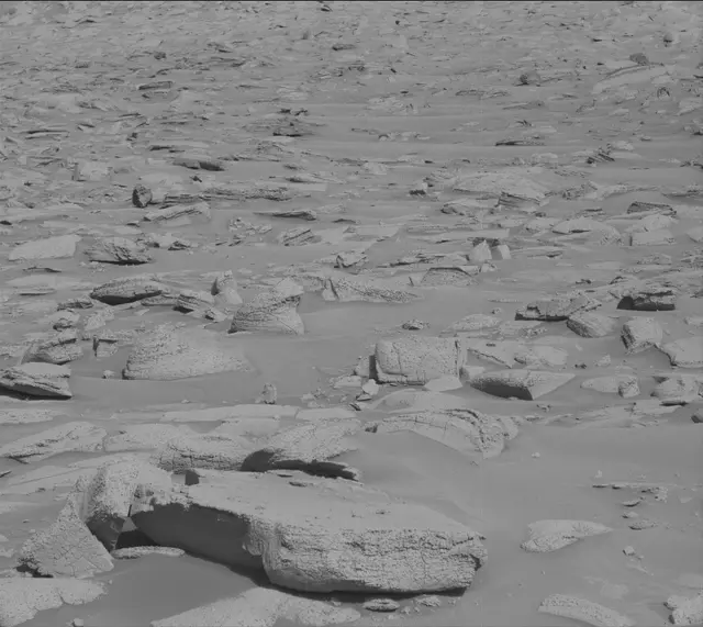 Sol 3905: Mast Camera (Mastcam)