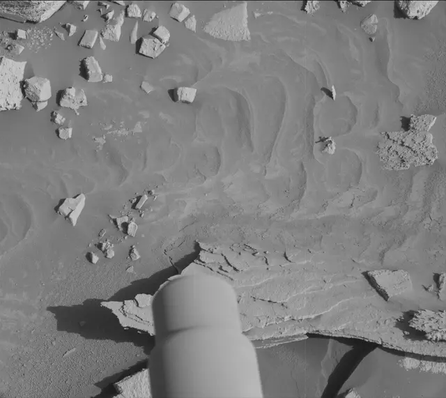 Sol 3905: Mast Camera (Mastcam)