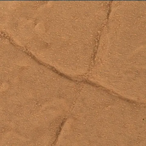 Sol 3905: Mars Hand Lens Imager (MAHLI)