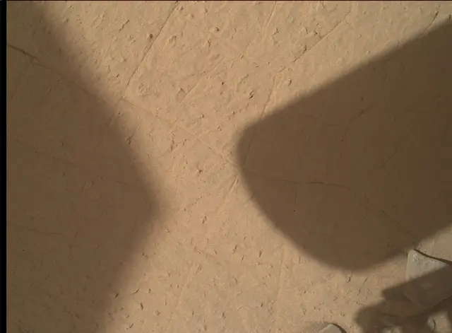 Sol 3905: Mars Hand Lens Imager (MAHLI)