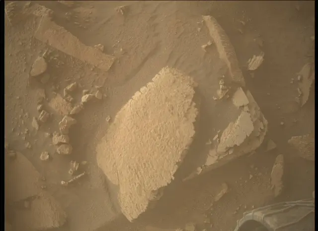 Sol 3905: Mars Descent Imager (MARDI)