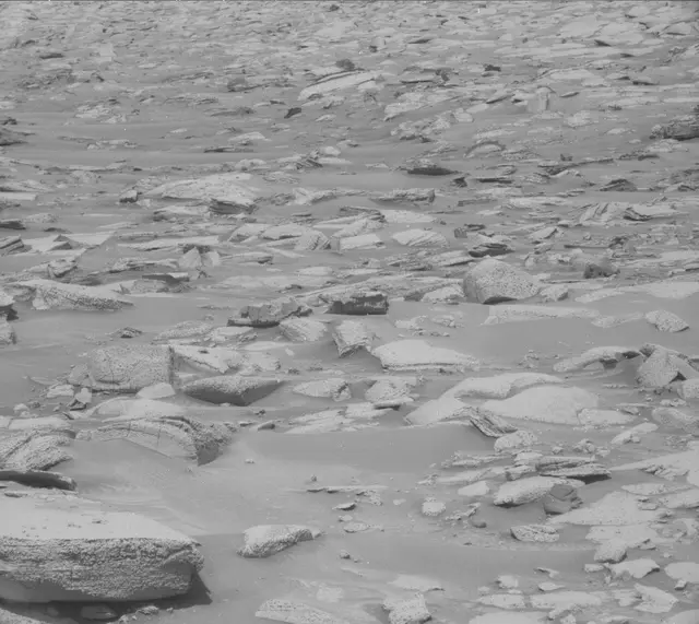 Sol 3906: Mast Camera (Mastcam)