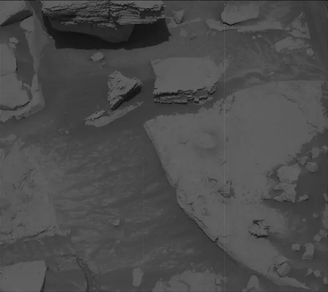 Sol 3906: Mast Camera (Mastcam)