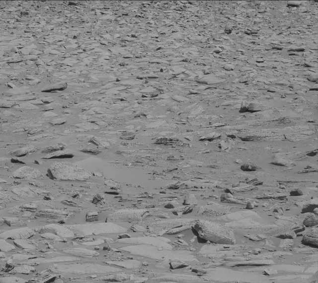 Sol 3906: Mast Camera (Mastcam)