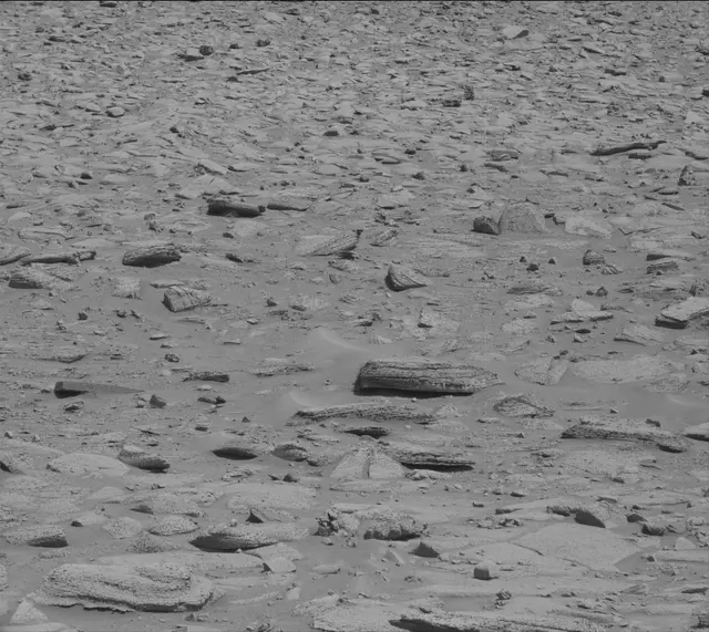Sol 3906: Mast Camera (Mastcam)