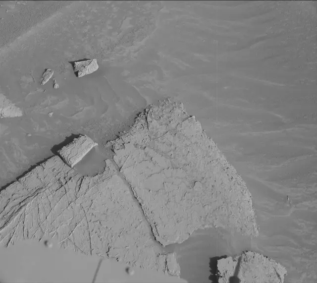 Sol 3906: Mast Camera (Mastcam)