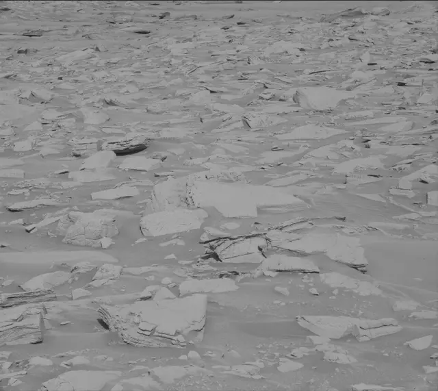 Sol 3906: Mast Camera (Mastcam)