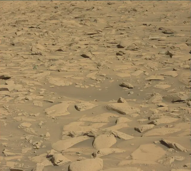 Sol 3906: Mast Camera (Mastcam)