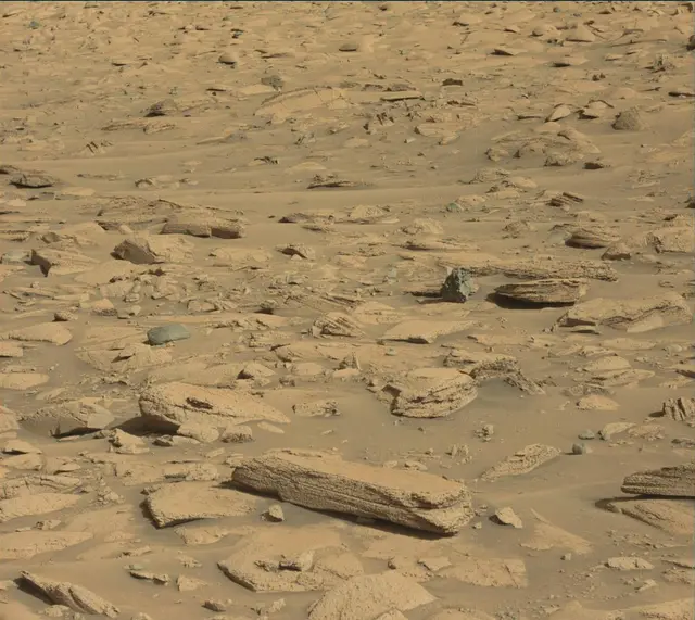 Sol 3906: Mast Camera (Mastcam)