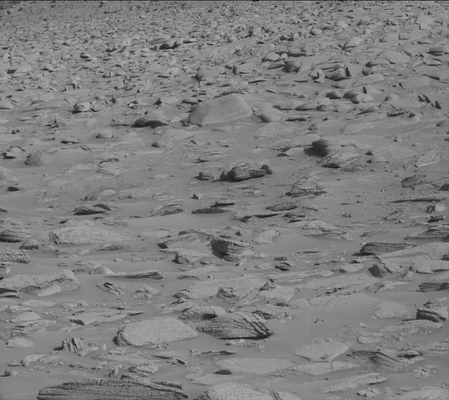 Sol 3906: Mast Camera (Mastcam)
