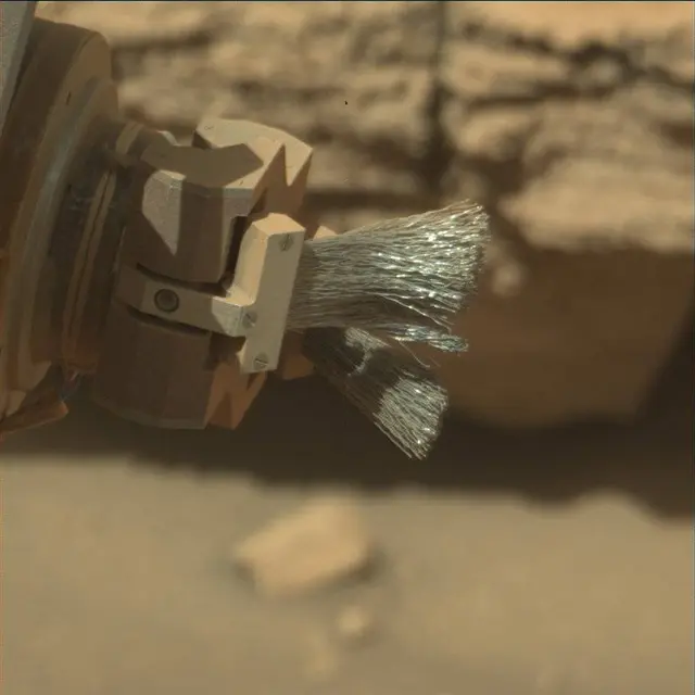 Sol 3906: Mast Camera (Mastcam)