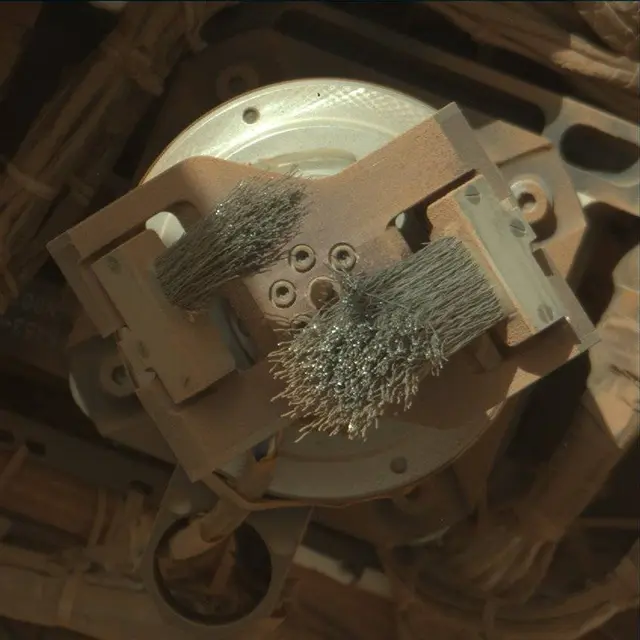 Sol 3906: Mast Camera (Mastcam)