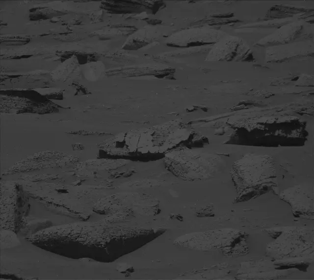 Sol 3906: Mast Camera (Mastcam)