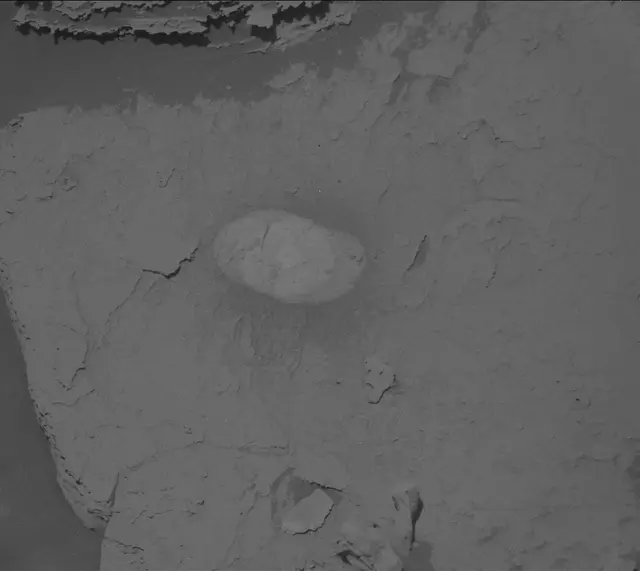 Sol 3906: Mast Camera (Mastcam)