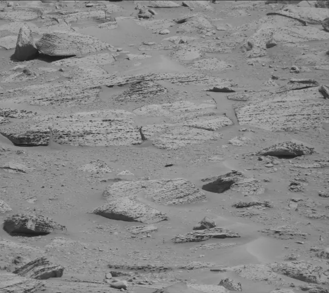 Sol 3906: Mast Camera (Mastcam)