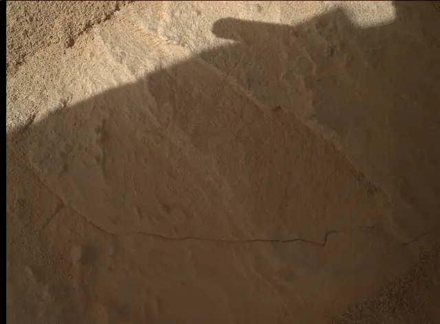 Sol 3906: Mars Hand Lens Imager (MAHLI)