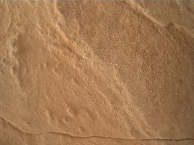 Sol 3906: Mars Hand Lens Imager (MAHLI)