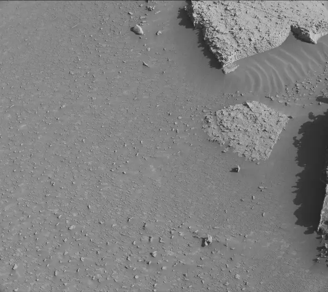 Sol 3907: Mast Camera (Mastcam)