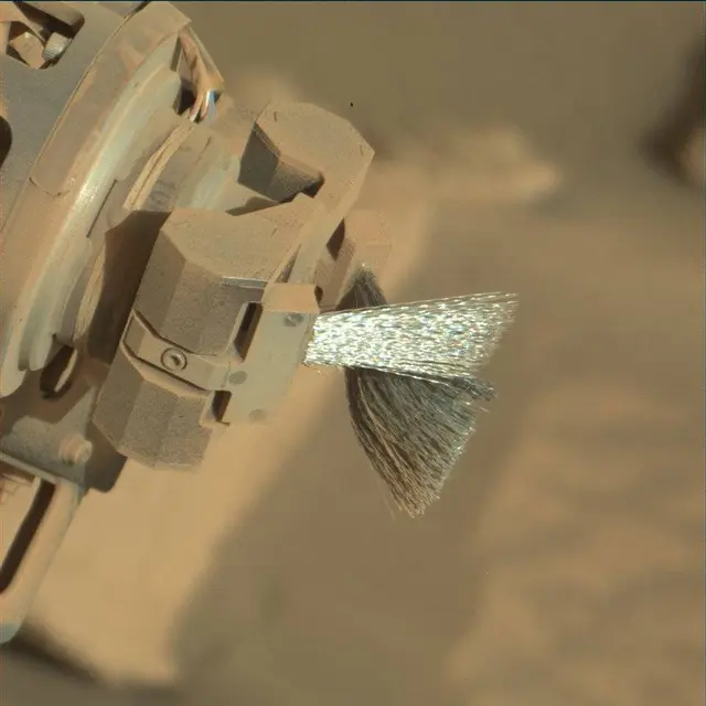 Sol 3907: Mast Camera (Mastcam)
