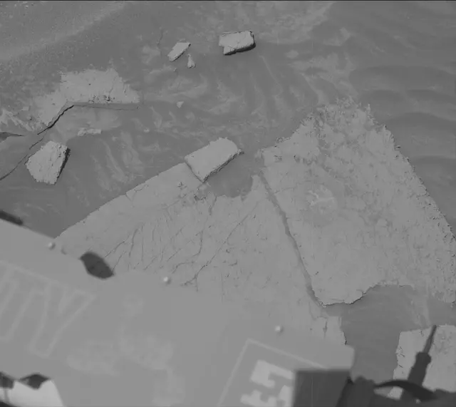 Sol 3908: Mast Camera (Mastcam)