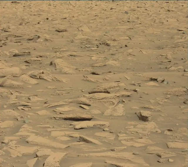 Sol 3908: Mast Camera (Mastcam)