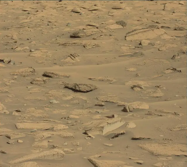 Sol 3908: Mast Camera (Mastcam)