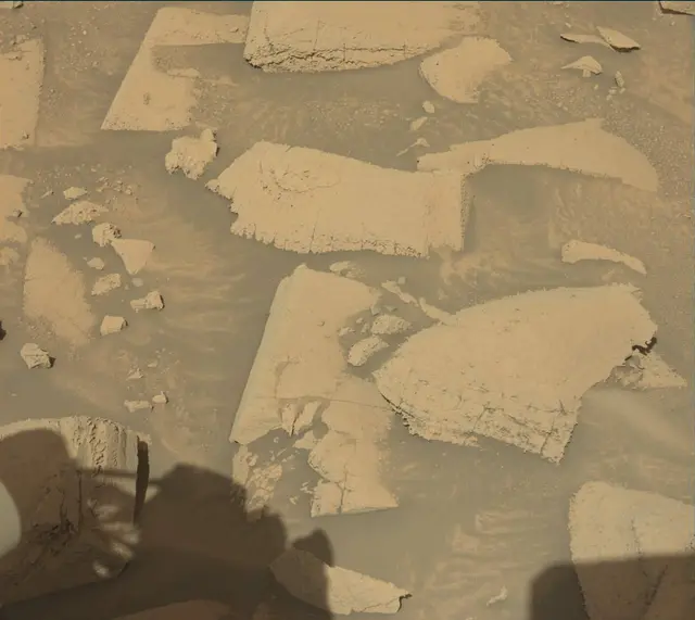Sol 3908: Mast Camera (Mastcam)