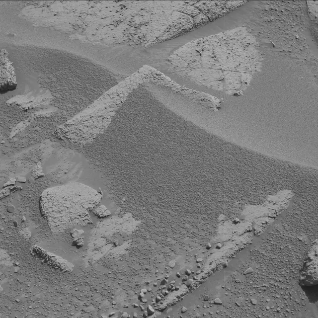 Sol 3908: Mast Camera (Mastcam)