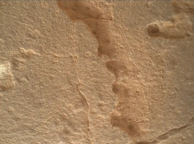 Sol 3908: Mars Hand Lens Imager (MAHLI)