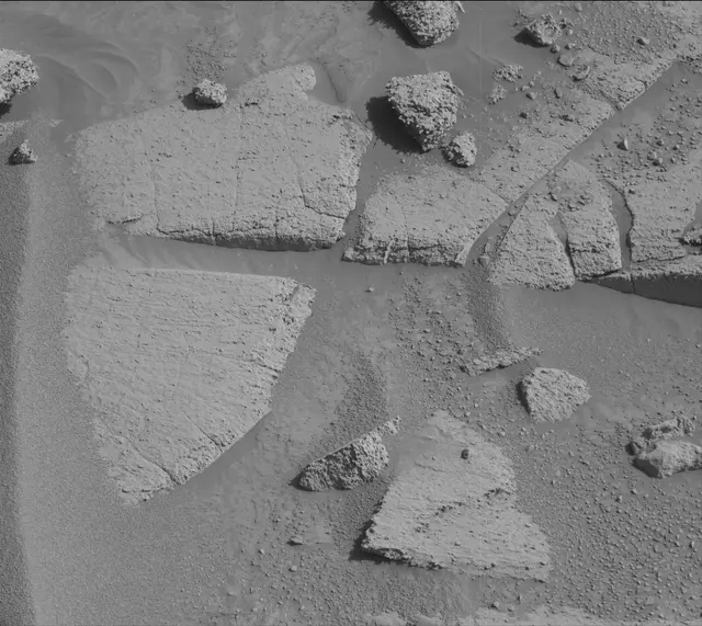 Sol 3909: Mast Camera (Mastcam)
