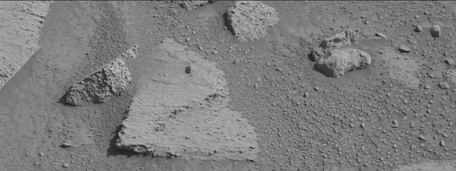 Sol 3909: Mast Camera (Mastcam)