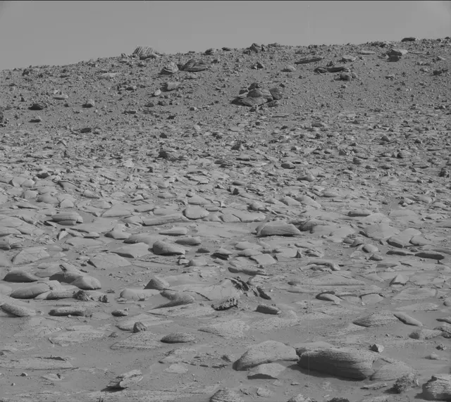 Sol 3909: Mast Camera (Mastcam)