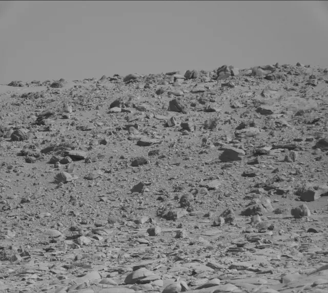 Sol 3909: Mast Camera (Mastcam)
