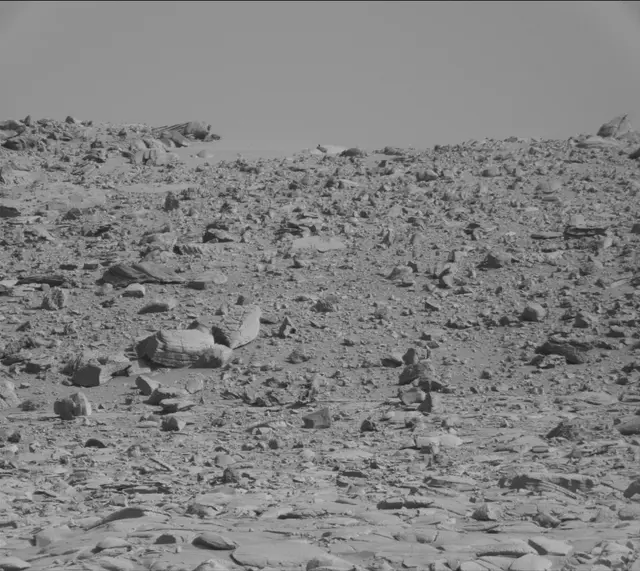 Sol 3909: Mast Camera (Mastcam)