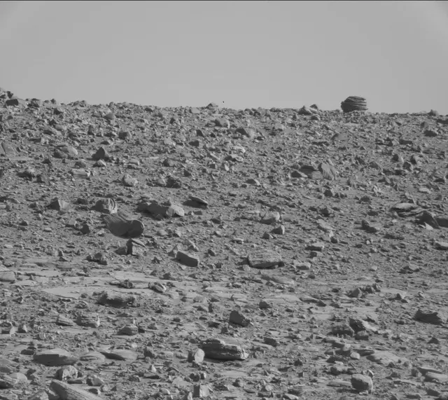 Sol 3909: Mast Camera (Mastcam)