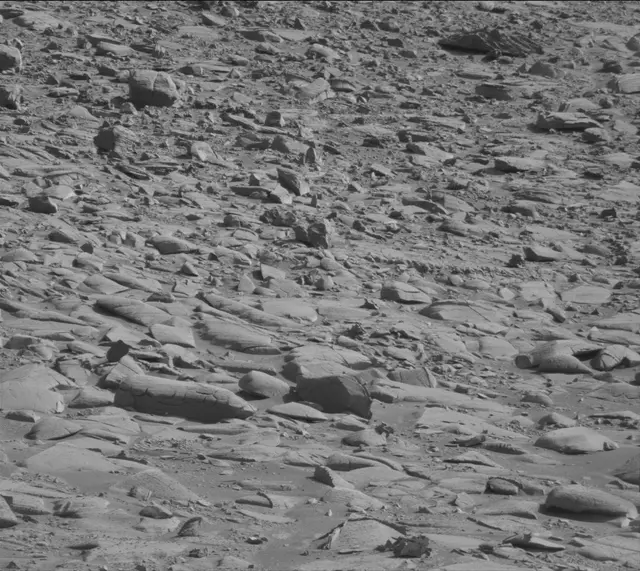 Sol 3909: Mast Camera (Mastcam)