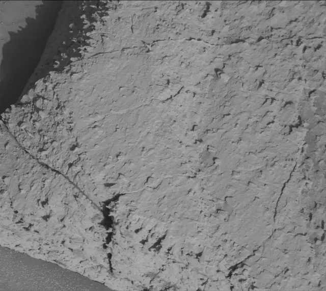 Sol 3909: Mast Camera (Mastcam)
