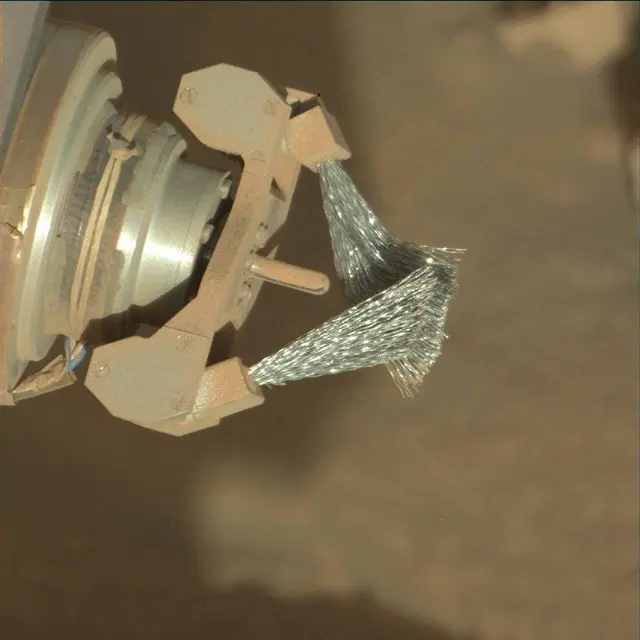 Sol 3909: Mast Camera (Mastcam)