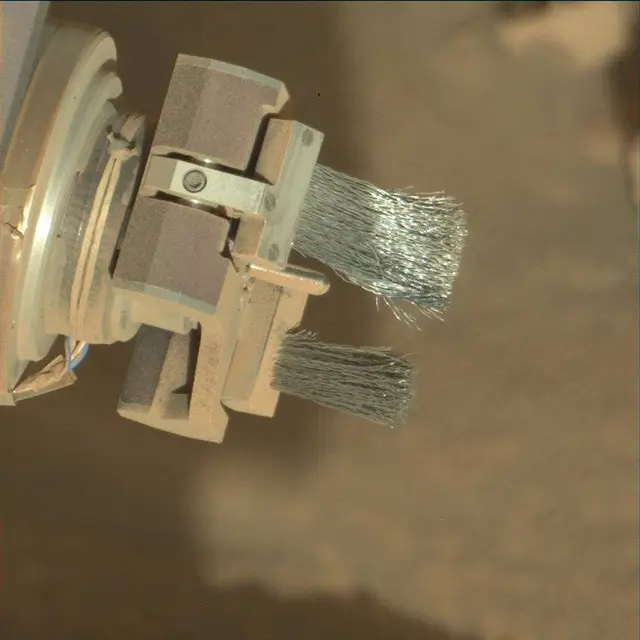 Sol 3909: Mast Camera (Mastcam)