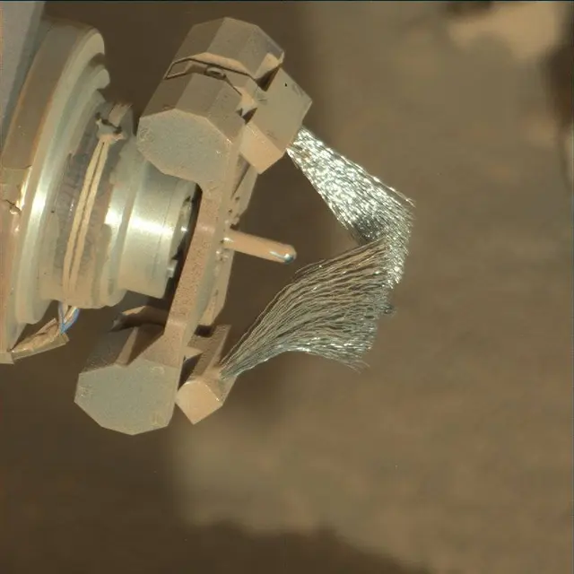 Sol 3909: Mast Camera (Mastcam)